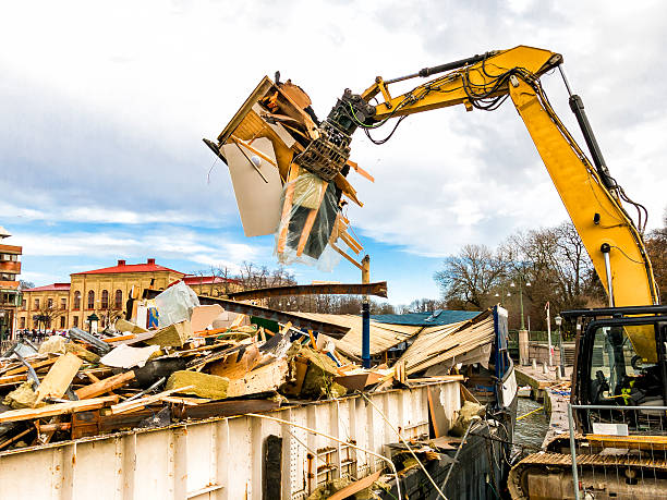 Best Construction Debris Removal  in Highlandville, MO